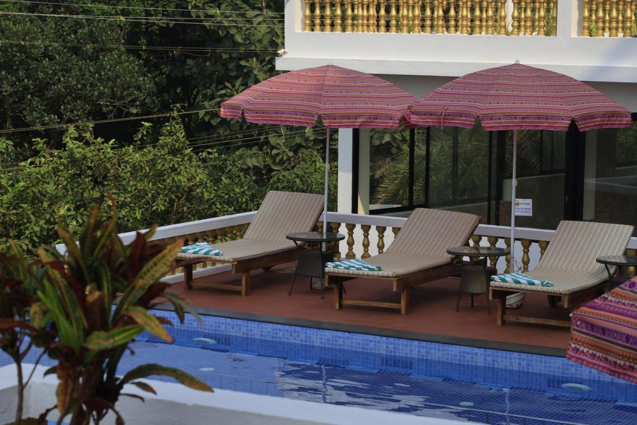 Sparv Aulakhs Resort Mandrem Buitenkant foto