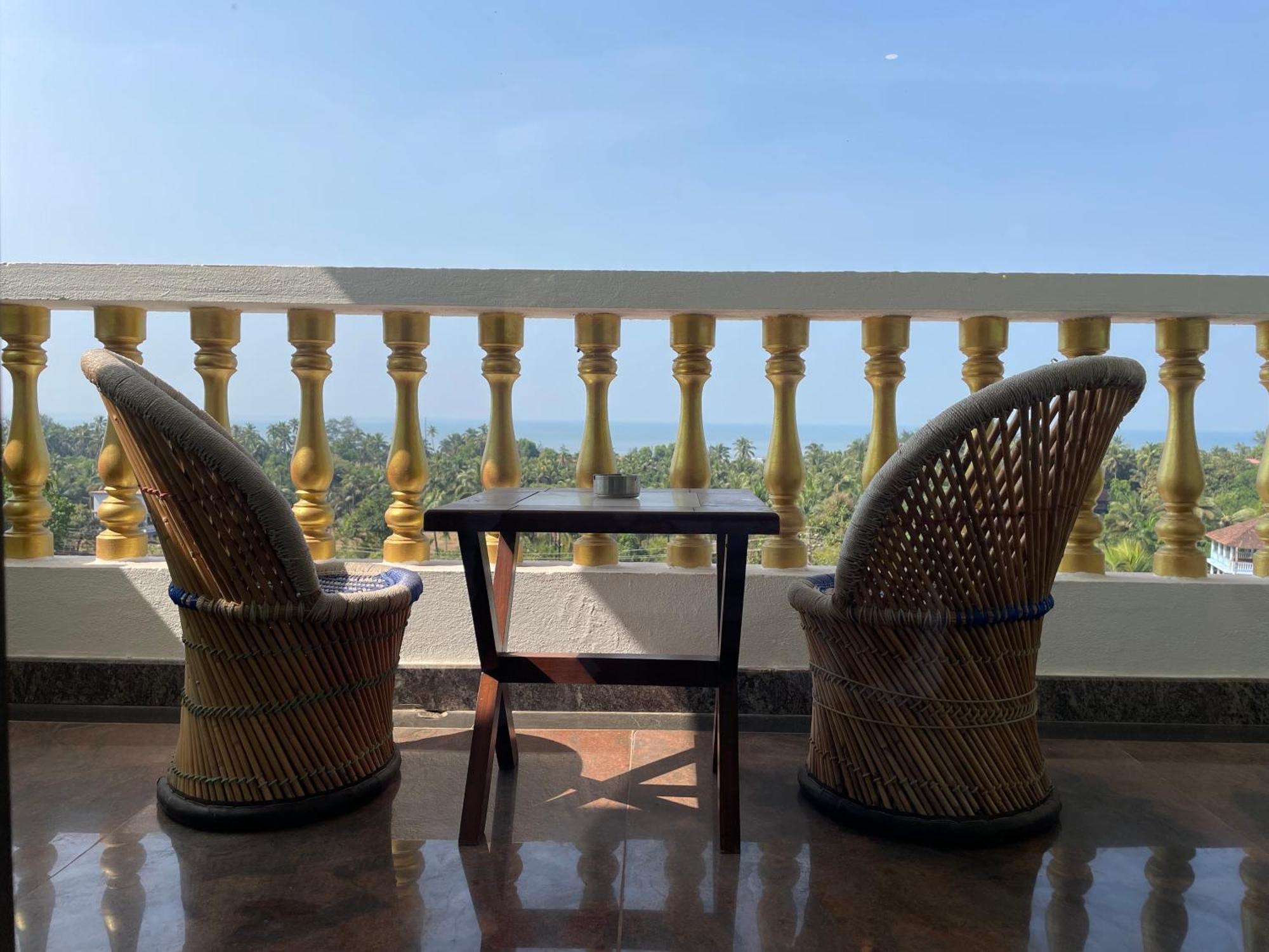 Sparv Aulakhs Resort Mandrem Buitenkant foto