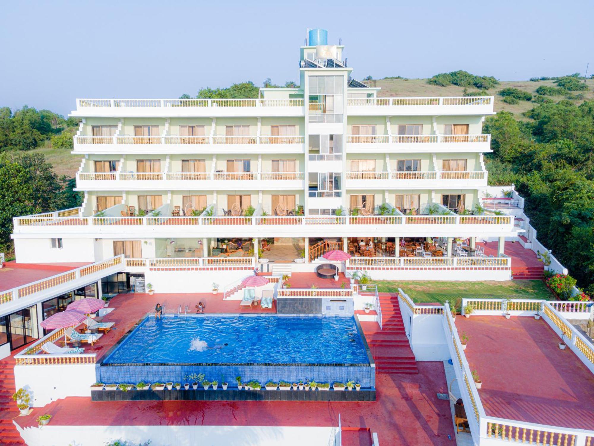 Sparv Aulakhs Resort Mandrem Buitenkant foto