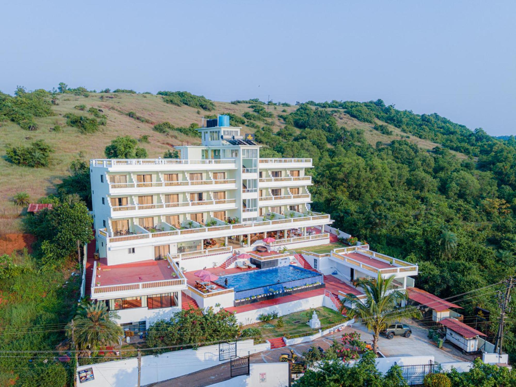 Sparv Aulakhs Resort Mandrem Buitenkant foto